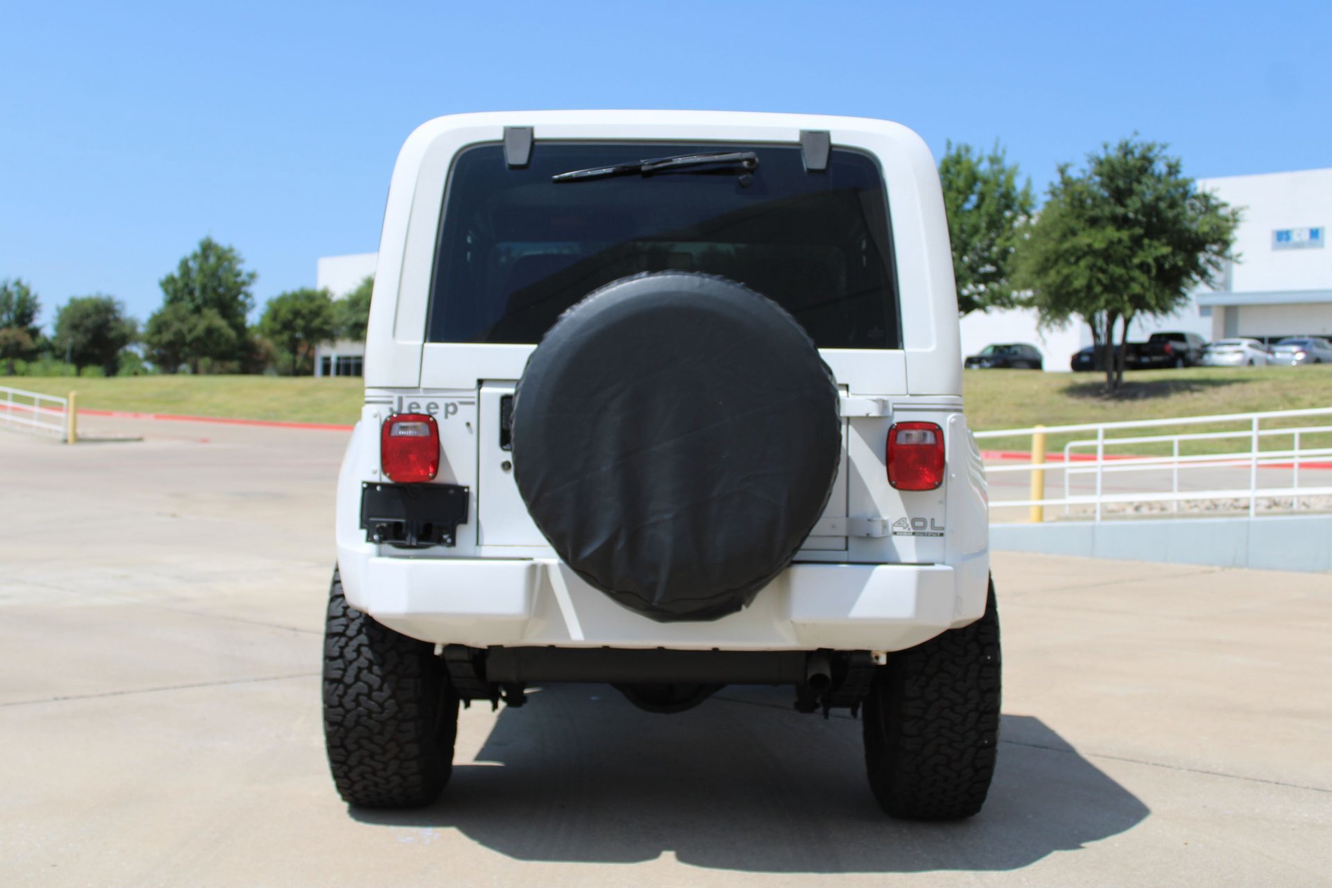 Used 1991 Jeep Wrangler Renegade AWD/4WD image 12