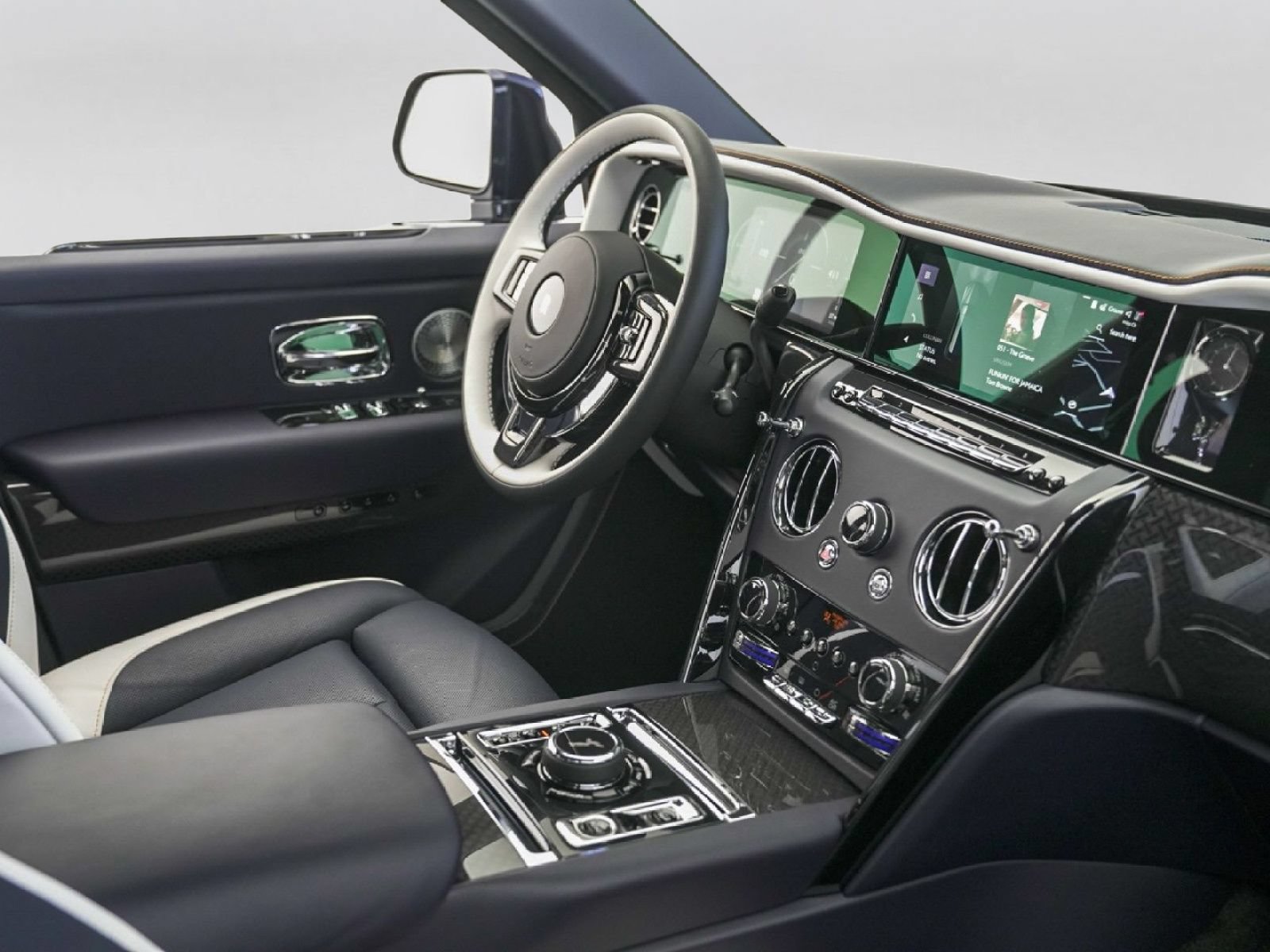 New 2026 Rolls-Royce Cullinan Black Badge AWD/4WD image 50