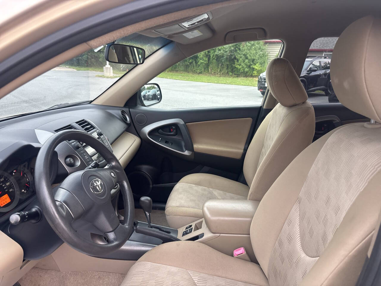 Used 2009 Toyota RAV4 4WD w/ Base L4 Extra Value Pkg image 11