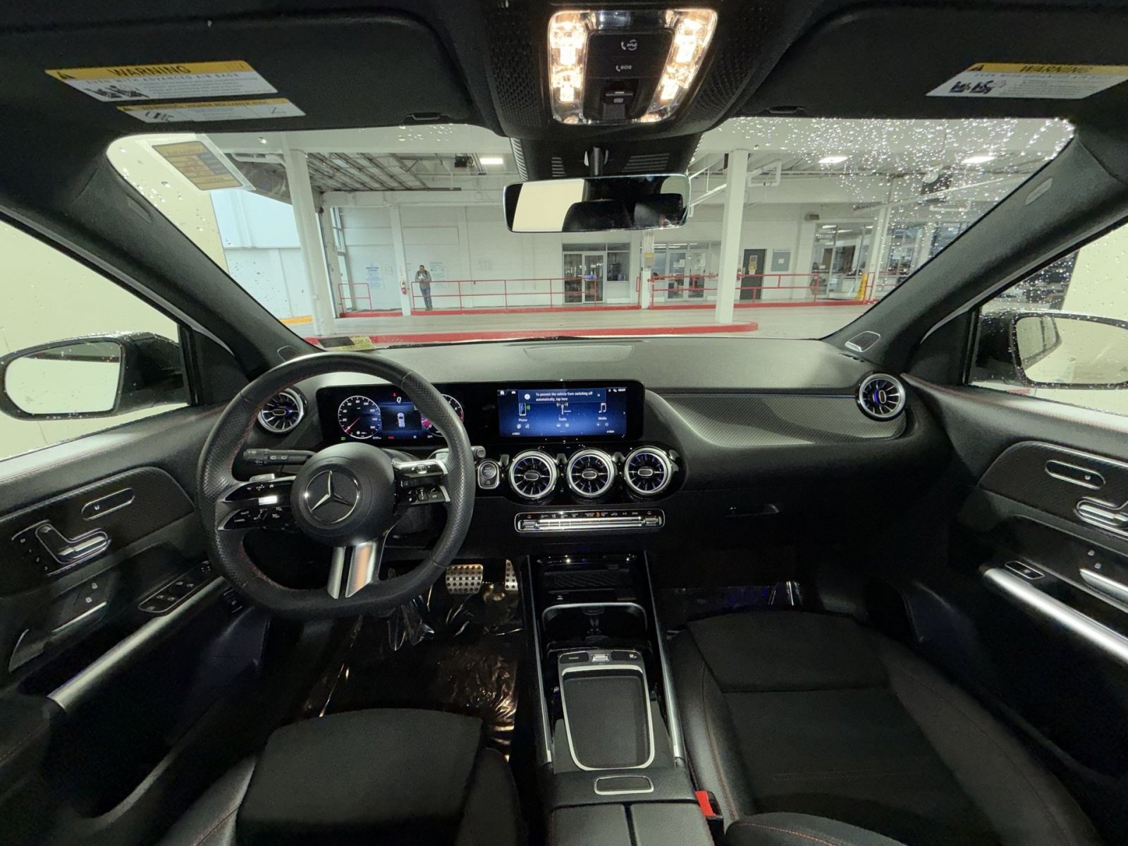 Used 2024 Mercedes-Benz GLA 250 4MATIC image 22