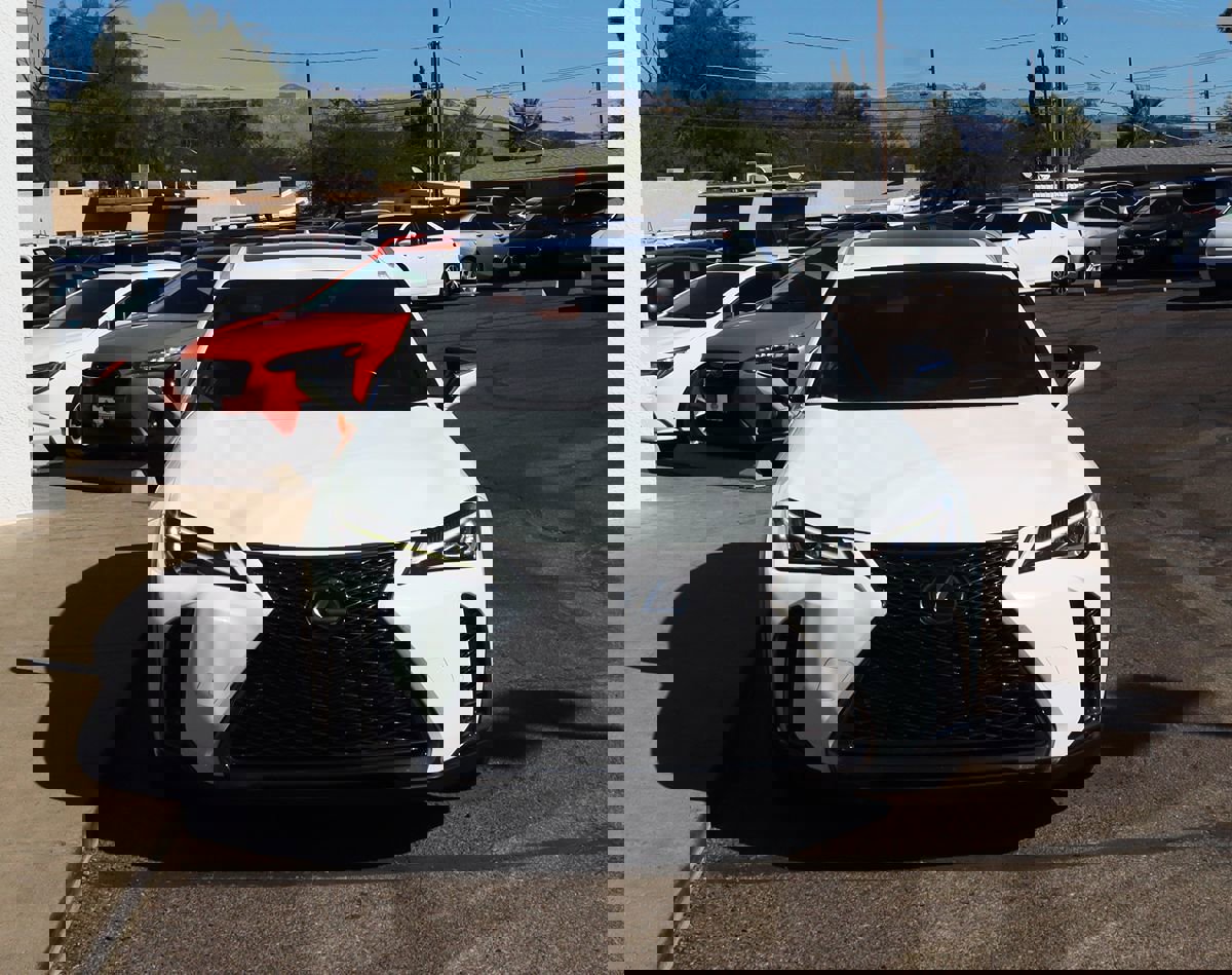 Used 2019 Lexus UX 200 F Sport w/ F Sport Premium Package image 16