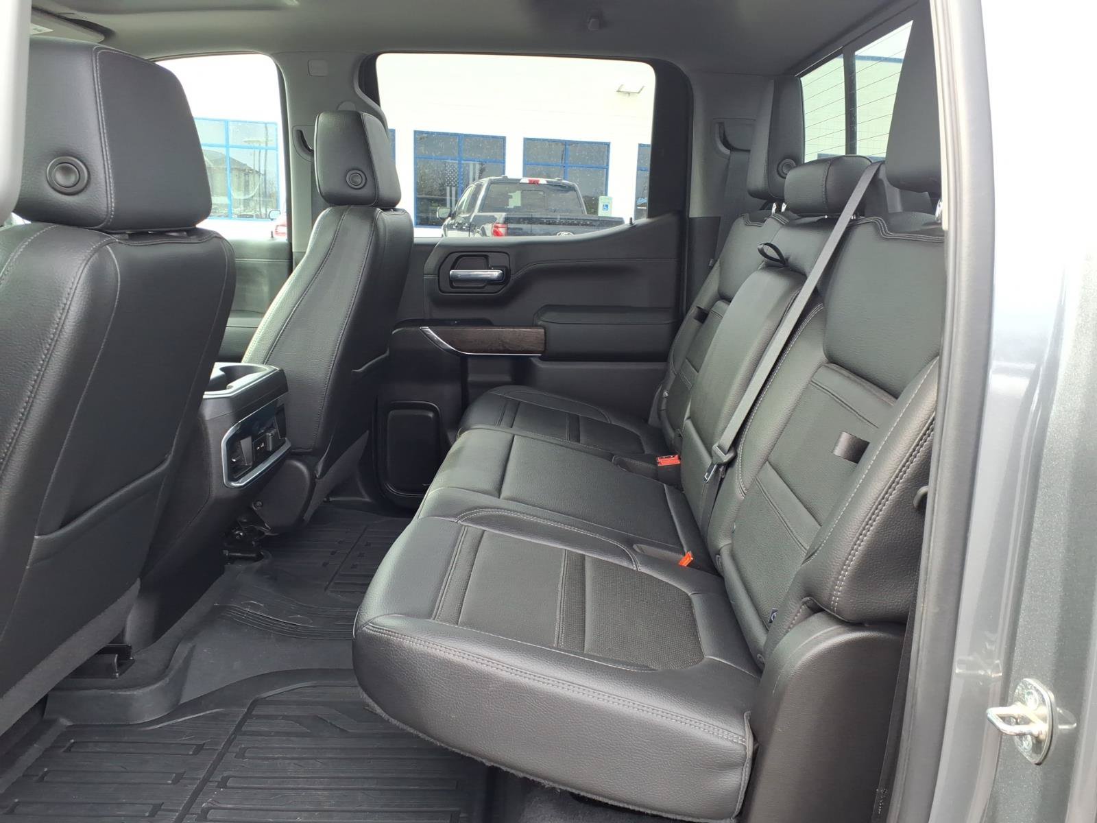 Used 2022 GMC Sierra 1500 Denali w/ Denali Reserve Package AWD/4WD image 11