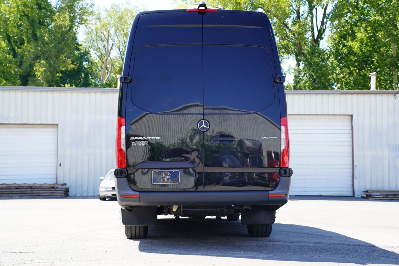 Used 2021 Mercedes-Benz Sprinter 3500 image 9