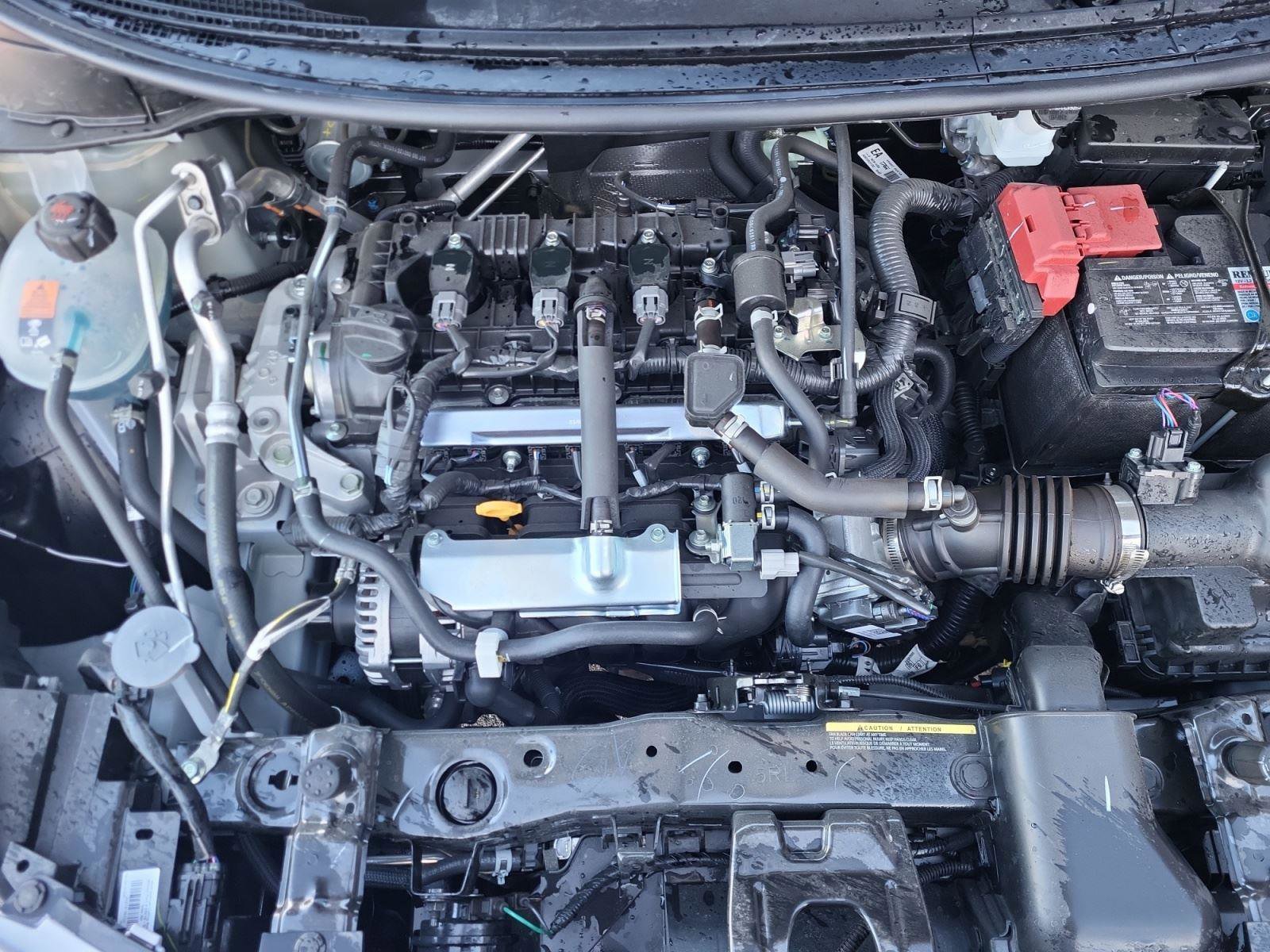 New 2025 Nissan Versa SR w/ Trunk Package image 29