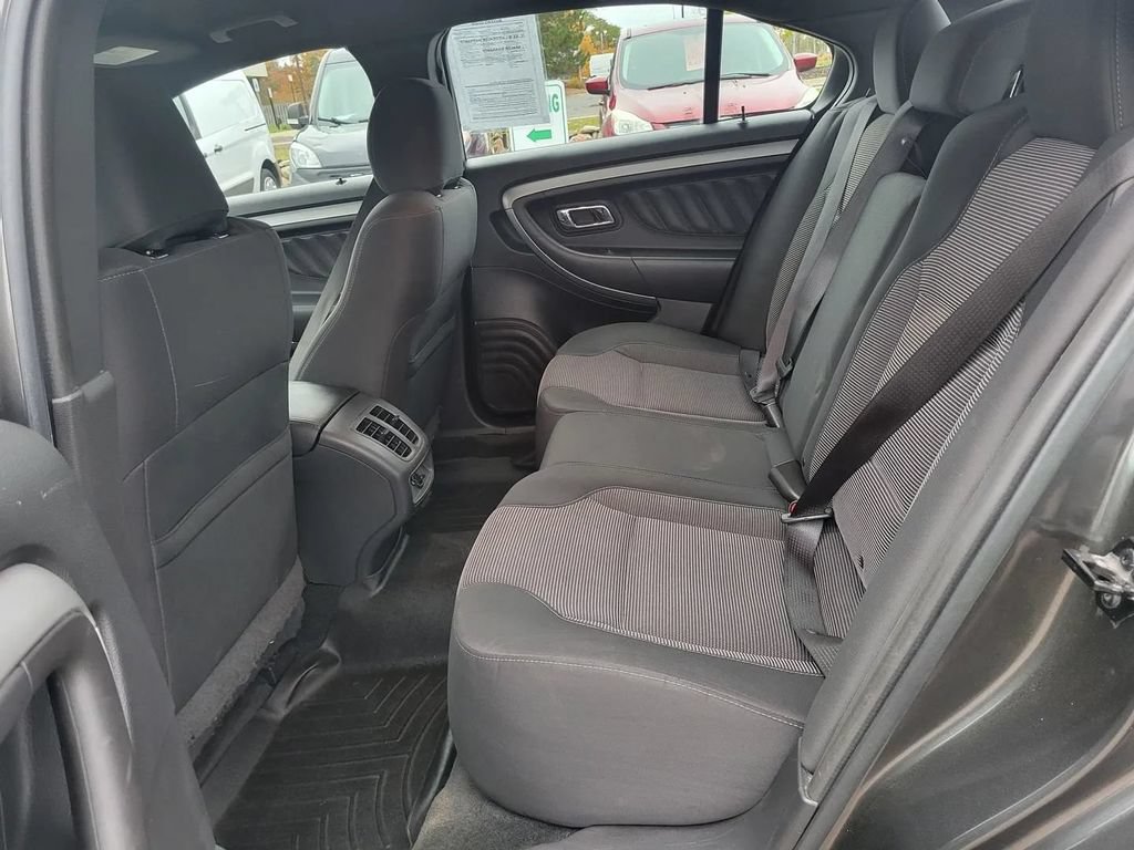 Used 2017 Ford Taurus SEL AWD/4WD image 4
