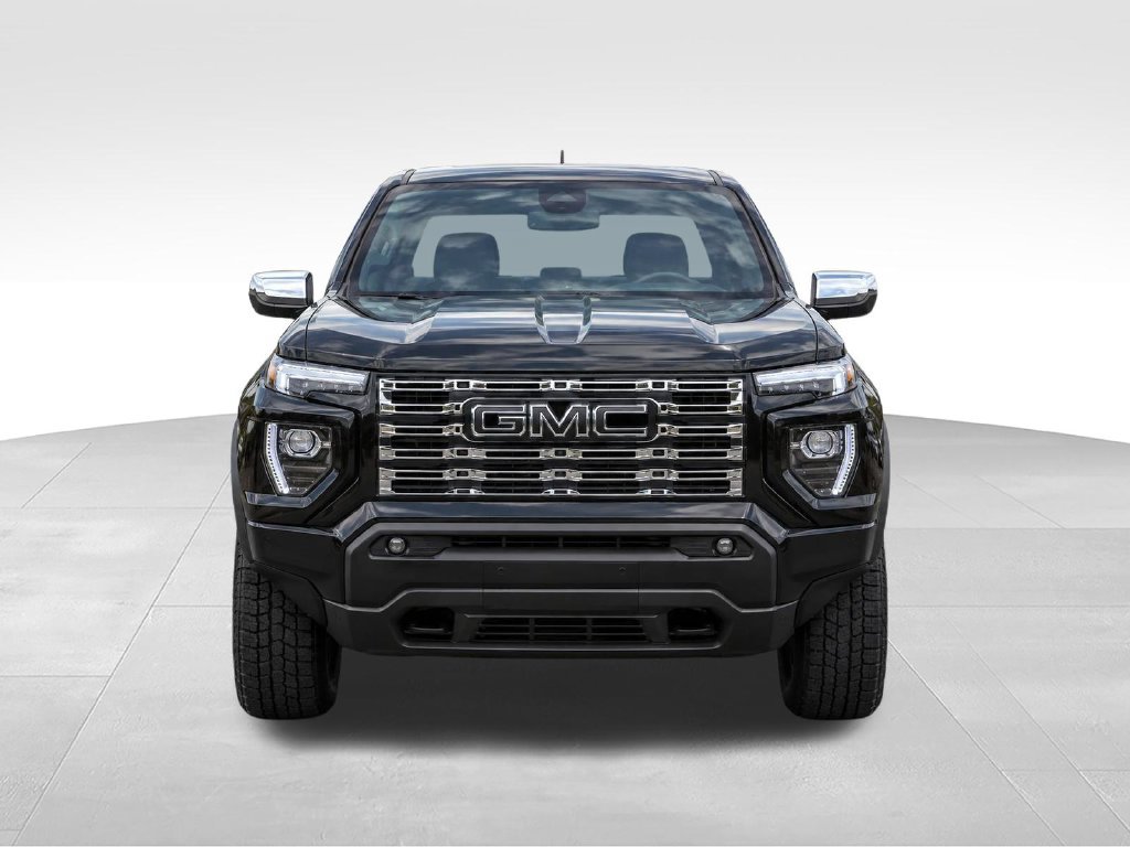New 2026 GMC Canyon Denali w/ LPO, Black Badging Package AWD/4WD image 5