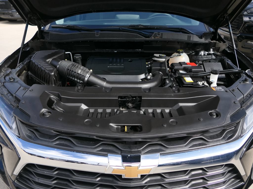 Used 2025 Chevrolet Blazer LT FWD image 26
