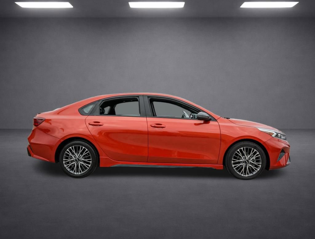 Used 2024 Kia Forte GT-Line w/ GT-Line Premium Package image 3