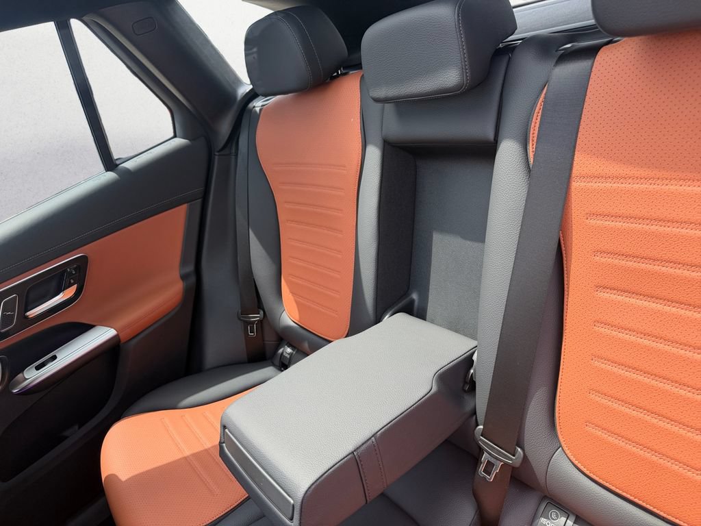 New 2026 Mercedes-Benz GLC 300 image 13