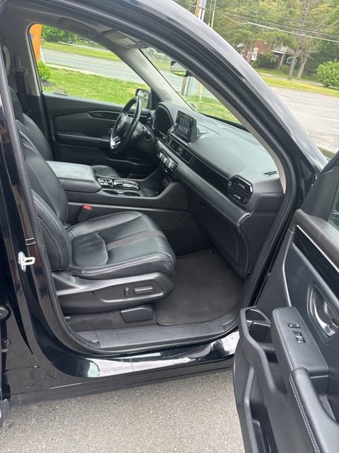 Used 2023 Honda Pilot Touring image 18