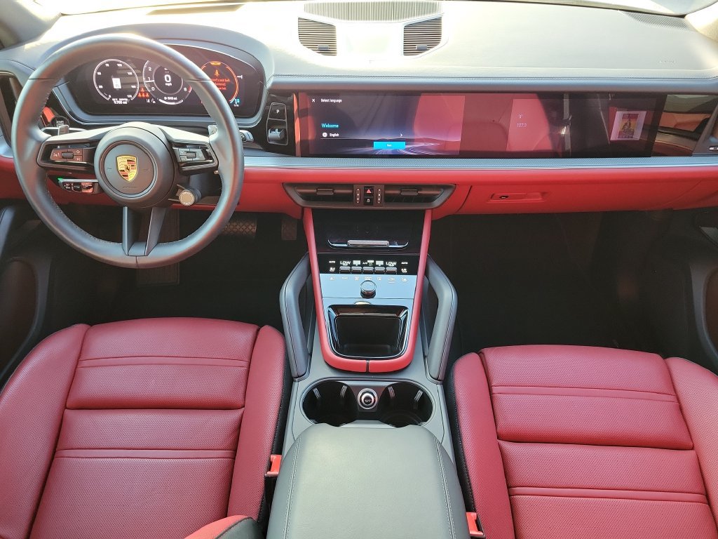 Certified 2026 Porsche Cayenne AWD/4WD image 20