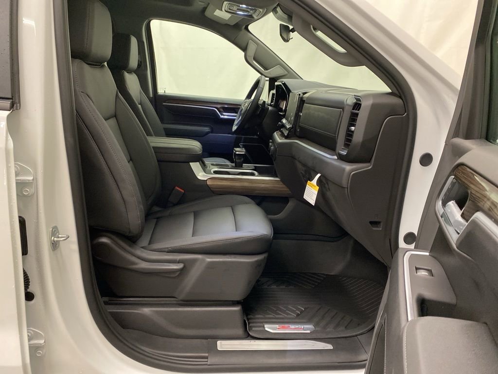 New 2026 Chevrolet Silverado 1500 LT w/ Z71 Off-Road Package image 15