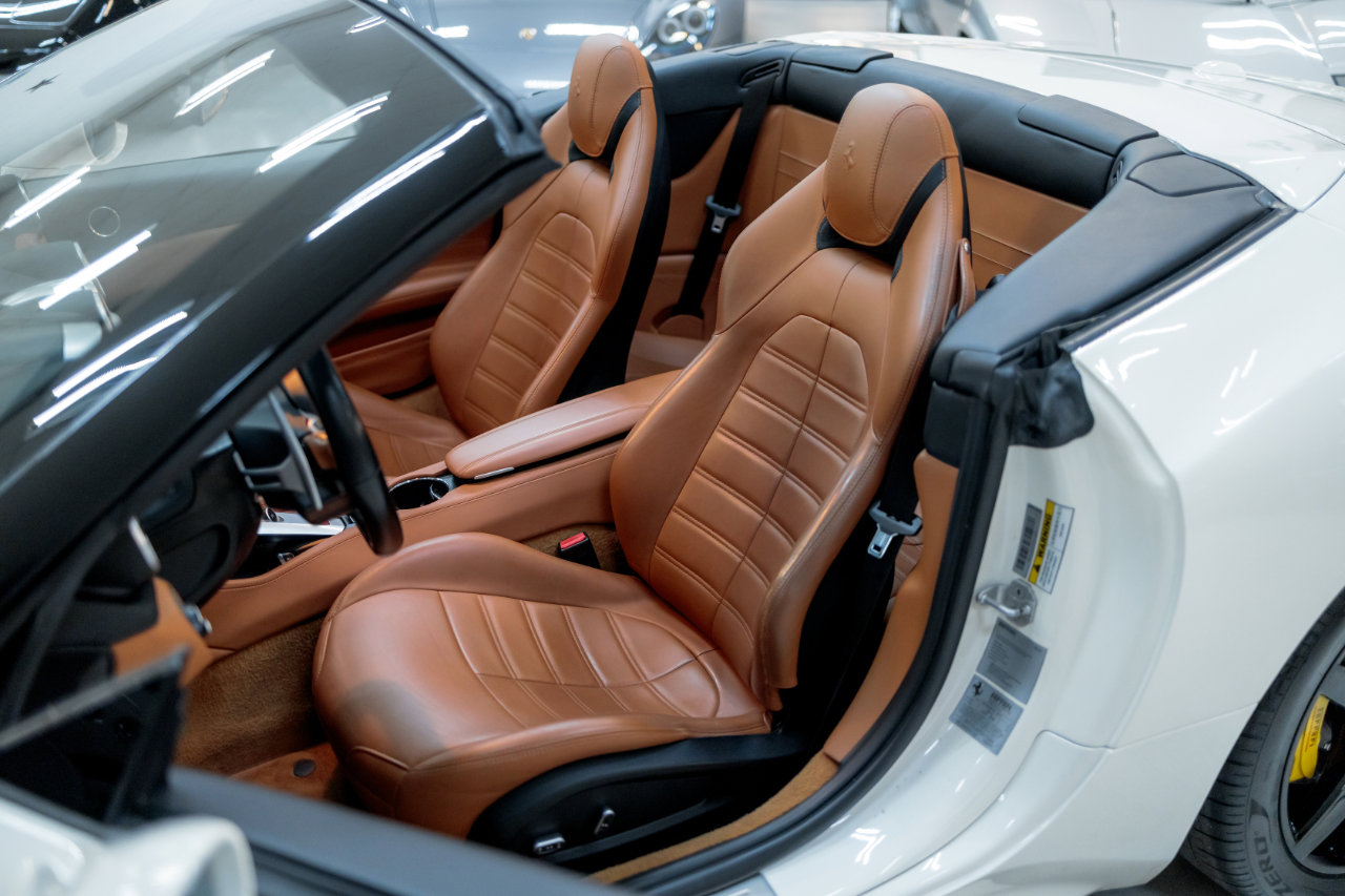 Used 2016 Ferrari California T image 56