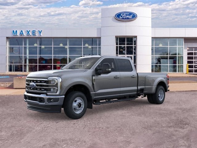 New 2026 Ford F350 XLT w/ XLT Premium Package AWD/4WD image 1