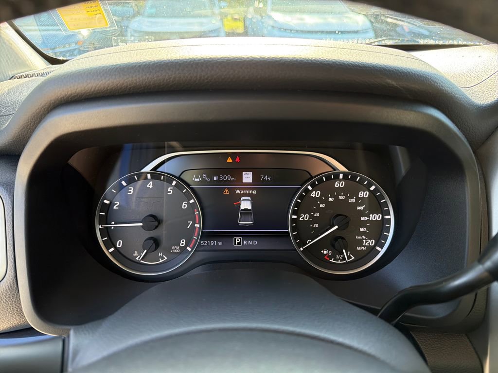 Certified 2021 Nissan Titan SV w/ SV Convenience Package image 24