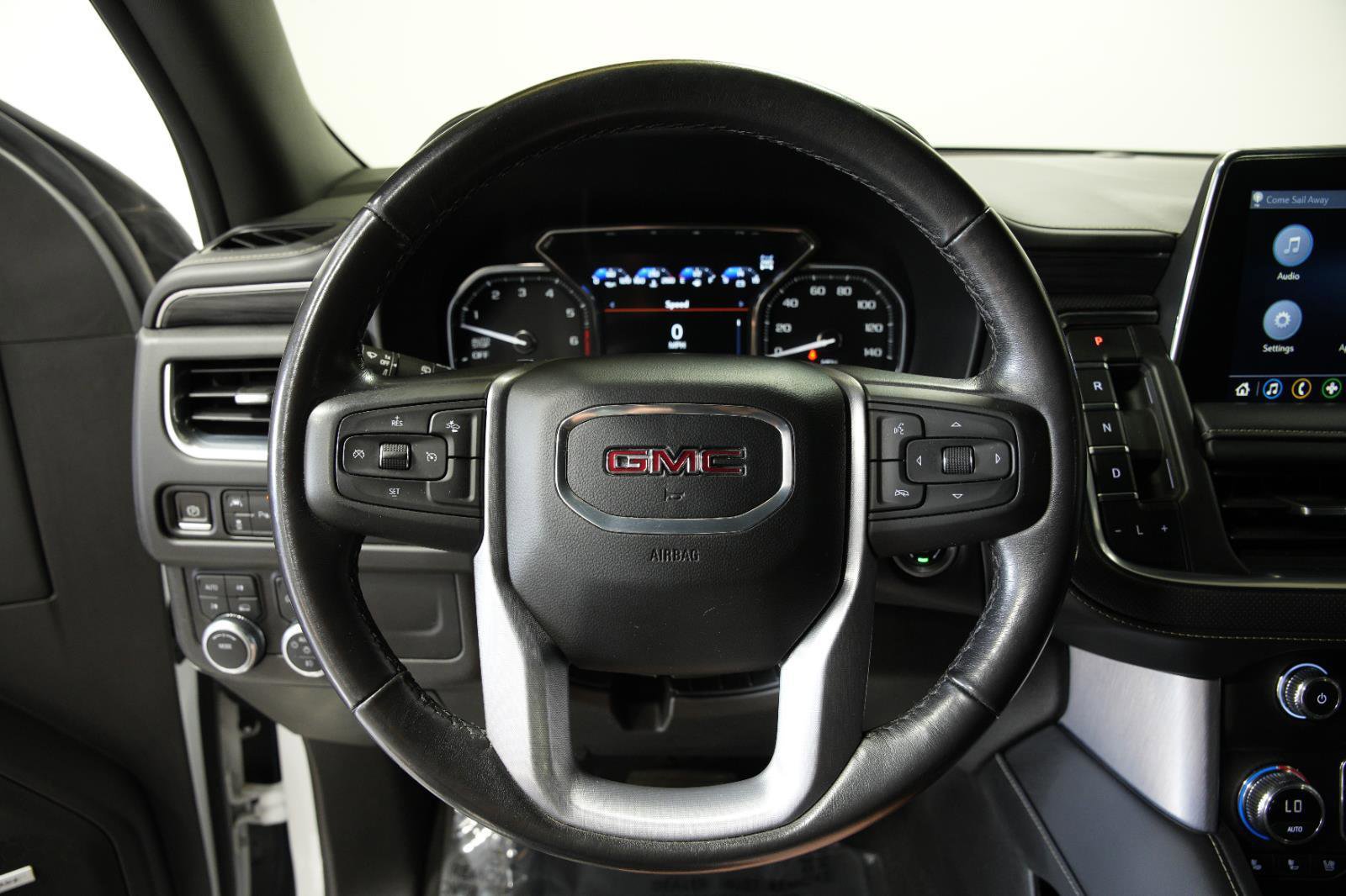 Used 2021 GMC Yukon SLT image 31