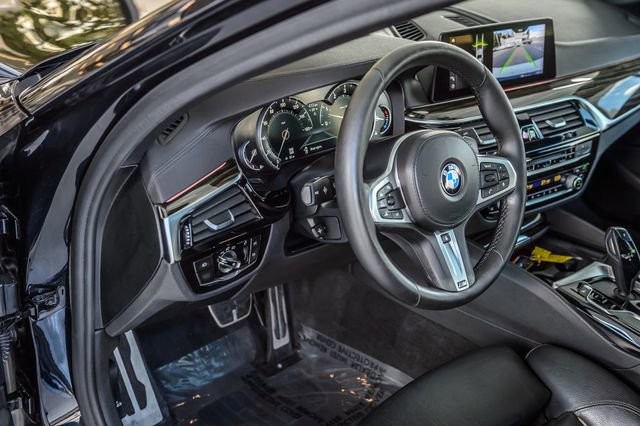 Used 2018 BMW 540i xDrive AWD/4WD image 25