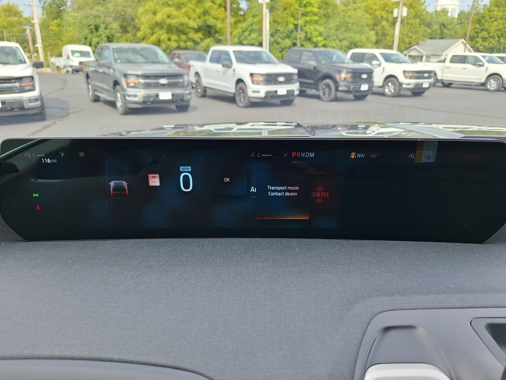 New 2025 Ford Expedition Active image 9