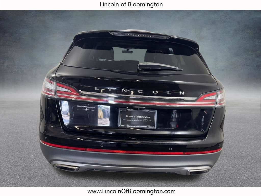 Used 2022 Lincoln Nautilus Reserve AWD/4WD image 7