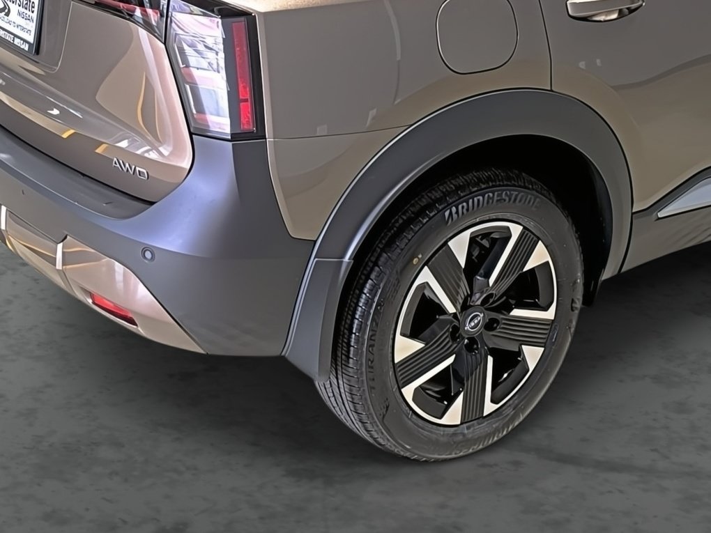 New 2026 Nissan Kicks SV w/ Cold Weather Package AWD/4WD image 13