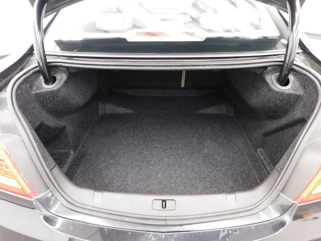 Used 2014 Buick LaCrosse Premium w/ Driver Confidence Package image 11