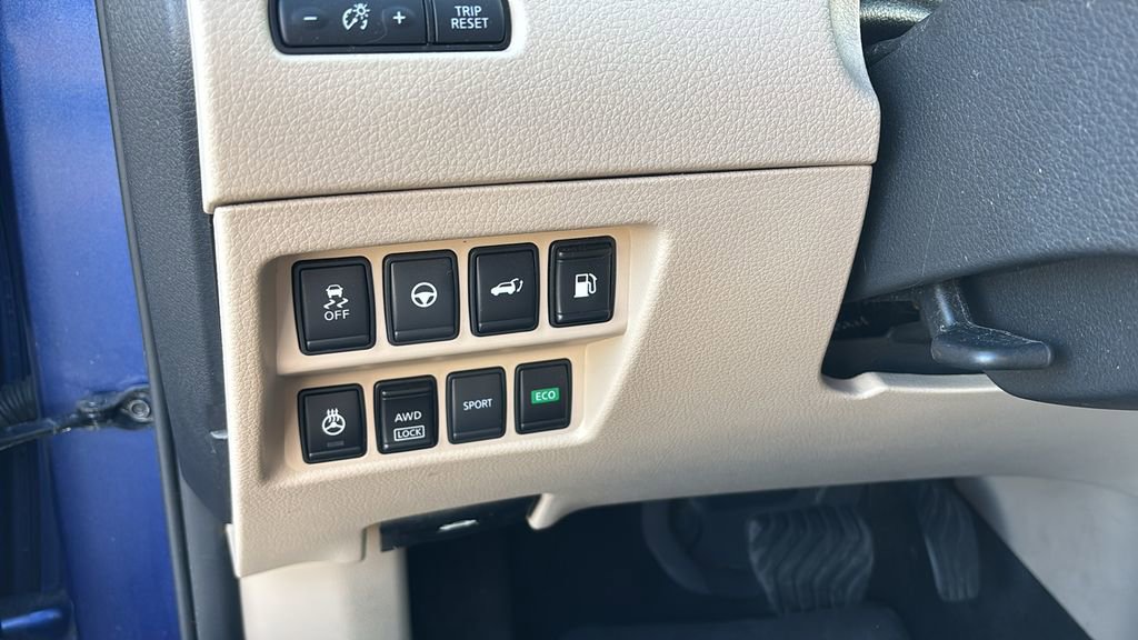 Used 2018 Nissan Rogue SL w/ Premium Package image 15