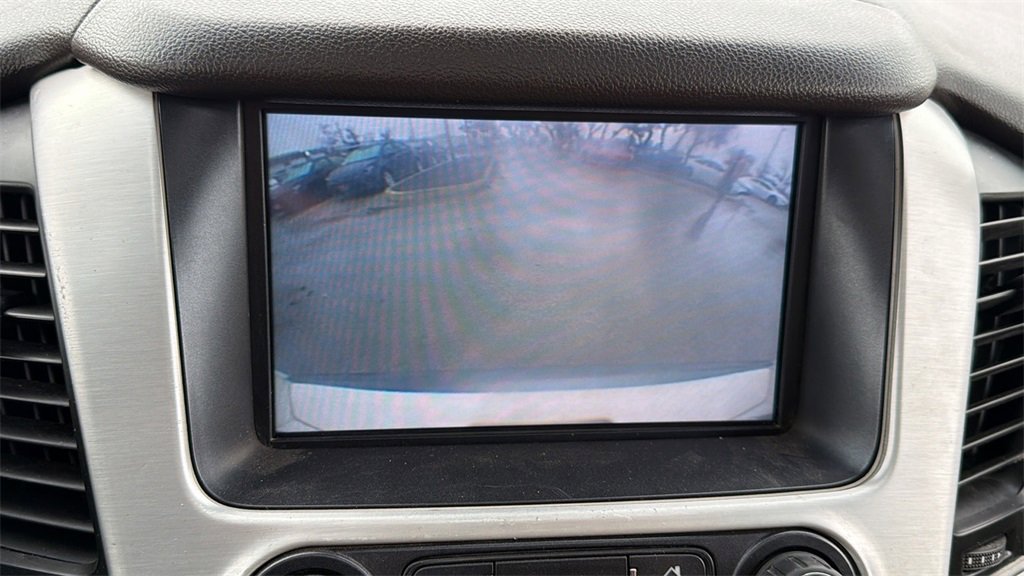 Used 2015 GMC Yukon XL SLT w/ Open Road Package image 38