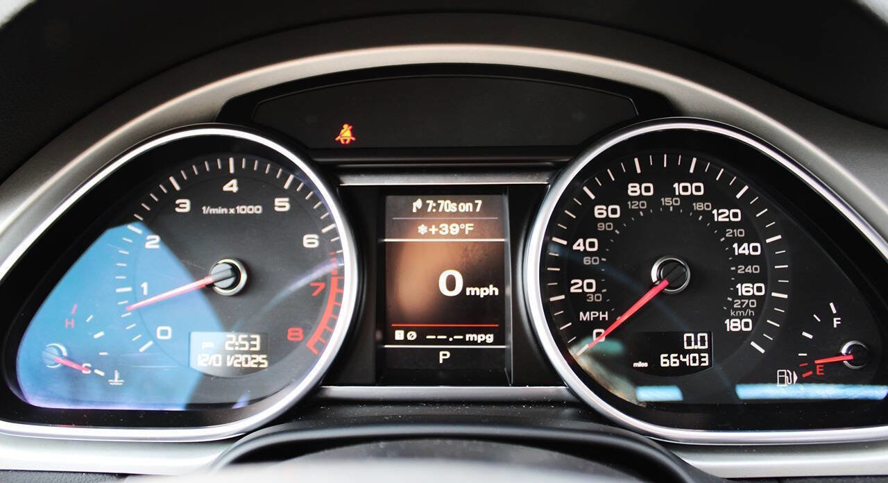 Used 2015 Audi Q7 3.0T Premium Plus w/ Premium Plus Package image 17