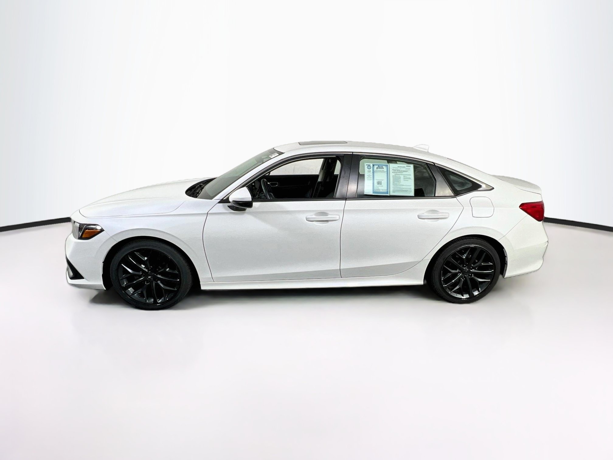 Used 2024 Honda Civic Touring image 8