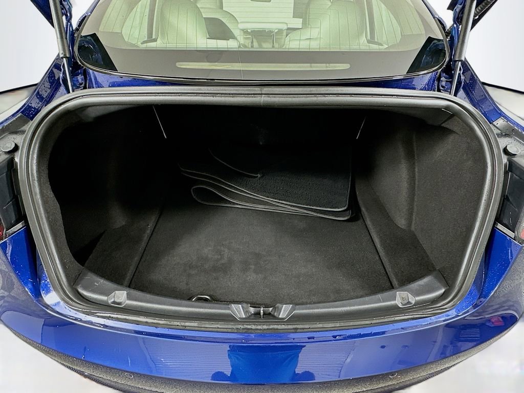 Used 2020 Tesla Model 3 Performance image 26