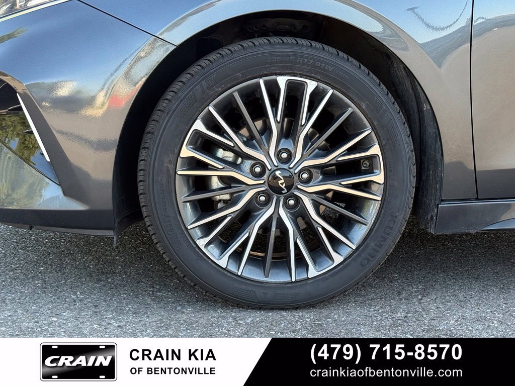 Certified 2024 Kia Forte GT-Line FWD image 29