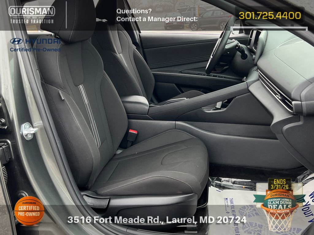 Used 2025 Hyundai Elantra Sport image 19
