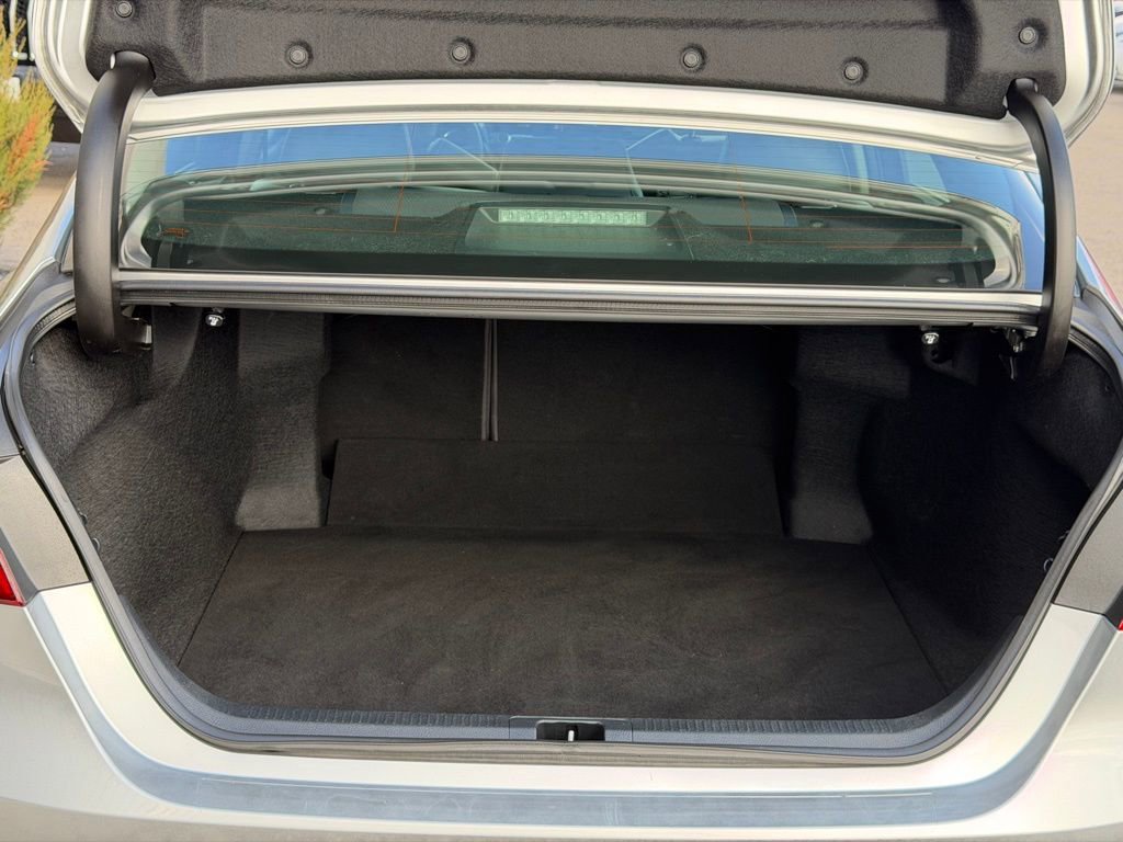 Used 2018 Toyota Camry XLE w/ Audio Package image 8