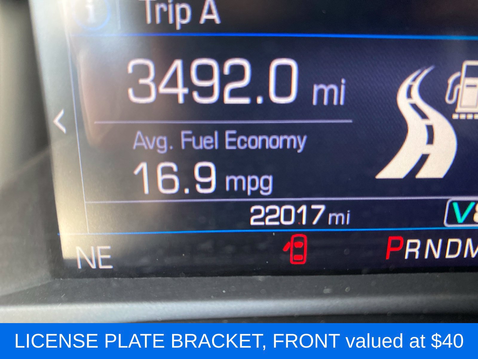 Used 2022 Chevrolet Camaro LT RWD image 8