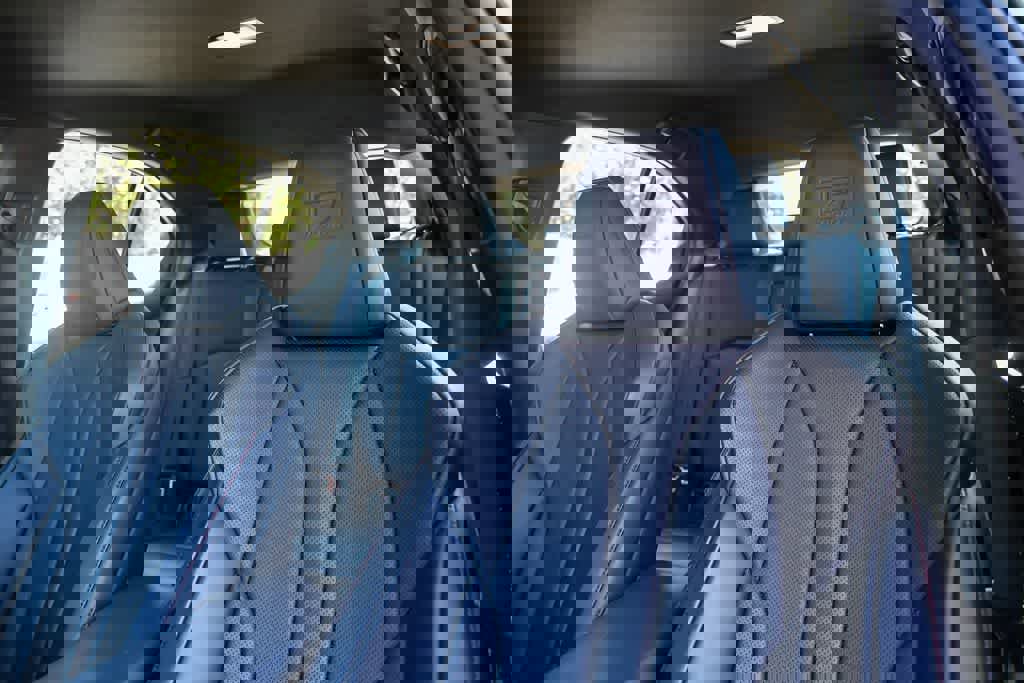 Used 2021 Lexus UX 250h F Sport w/ Accessory Package (Z1) AWD/4WD image 20