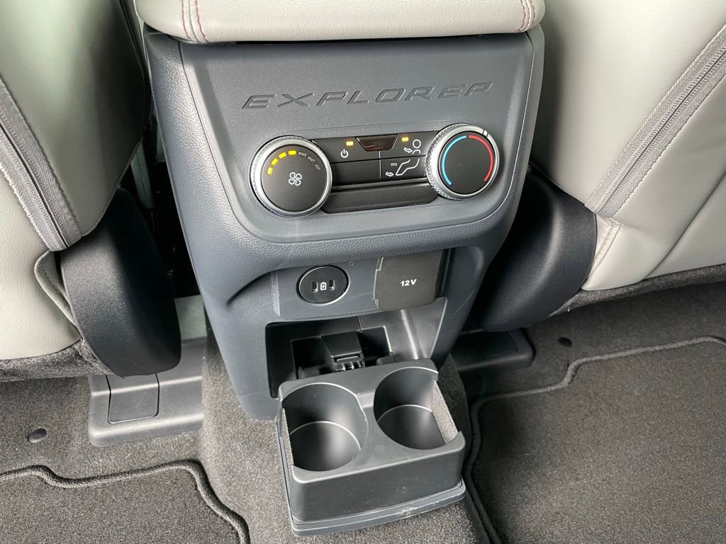 New 2026 Ford Explorer Active w/ Active Comfort Package AWD/4WD image 57