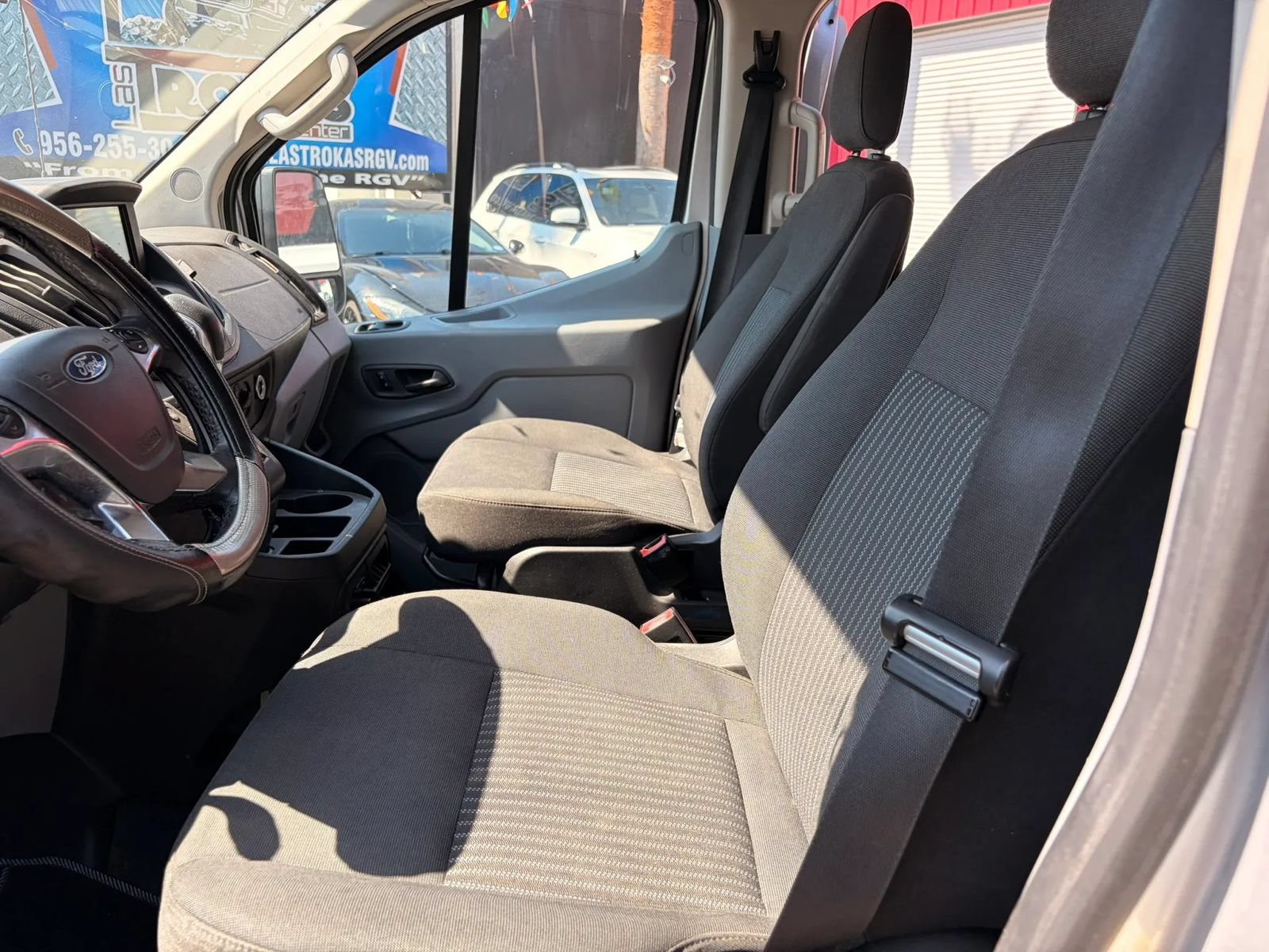 Used 2019 Ford Transit 150 XLT RWD image 22