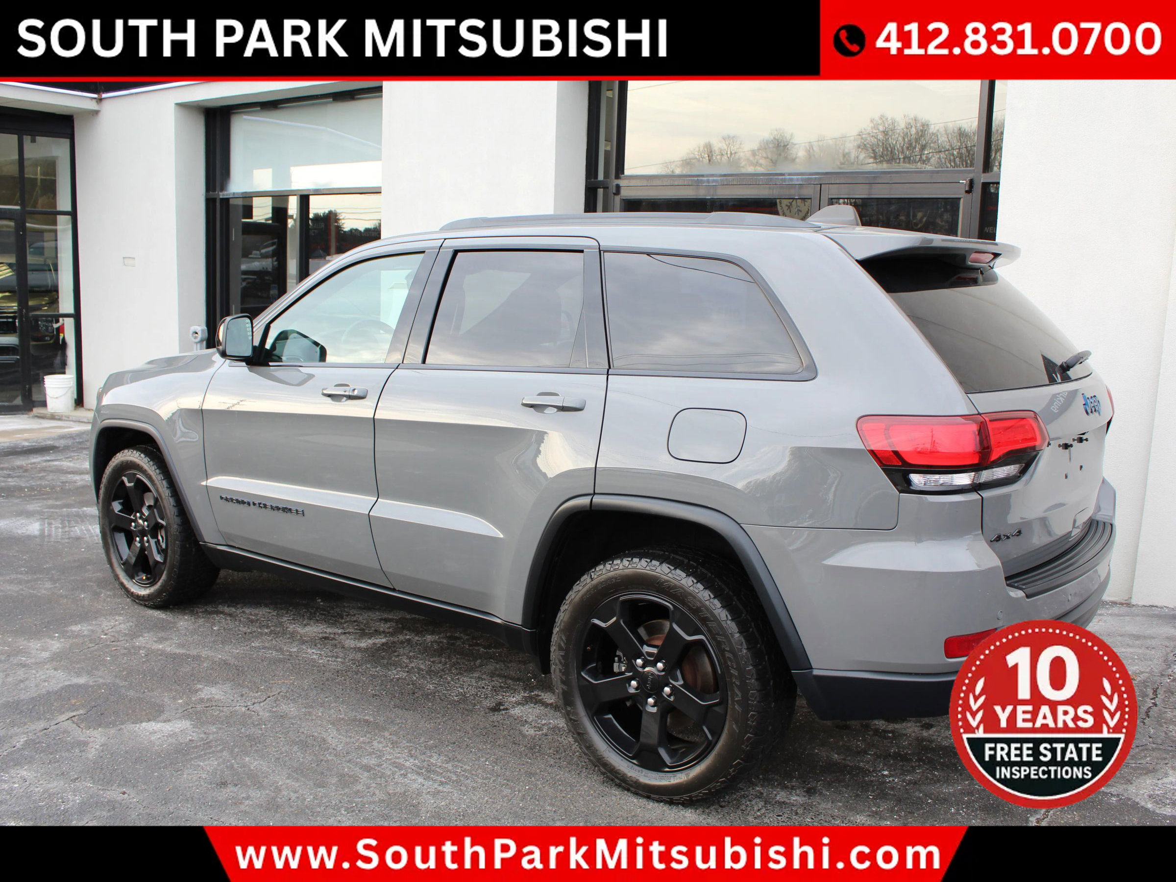 Used 2019 Jeep Grand Cherokee Laredo image 6