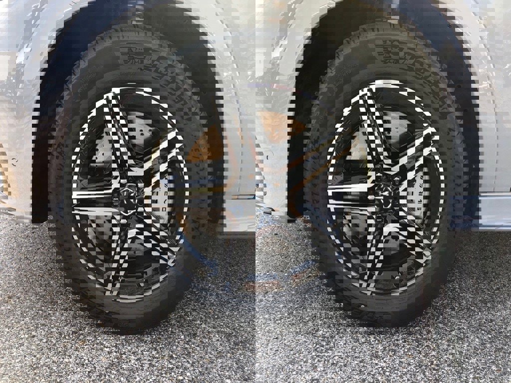 New 2026 Mercedes-Benz GLE 53 AMG 4MATIC image 9