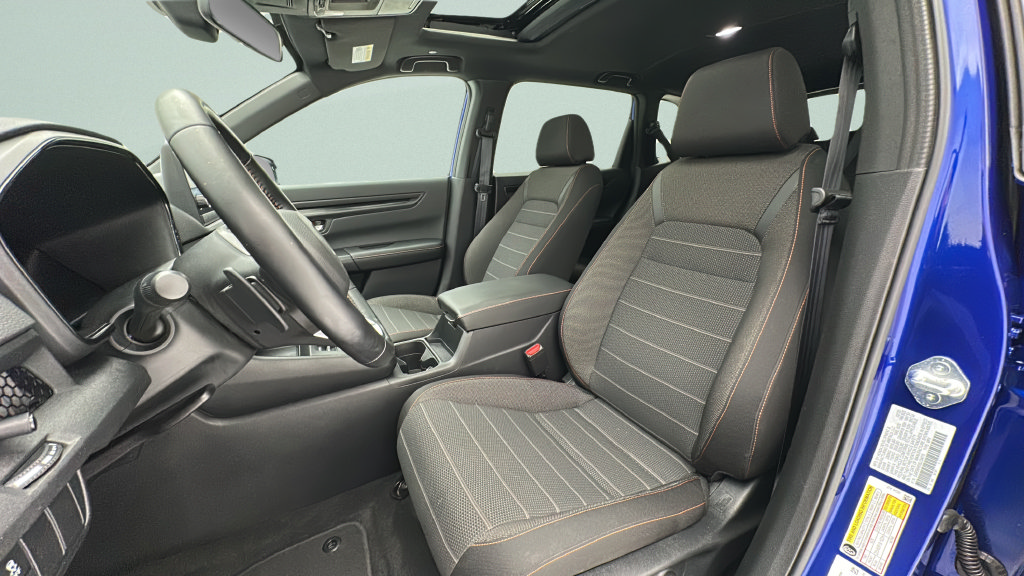 Used 2025 Honda CR-V Sport image 13