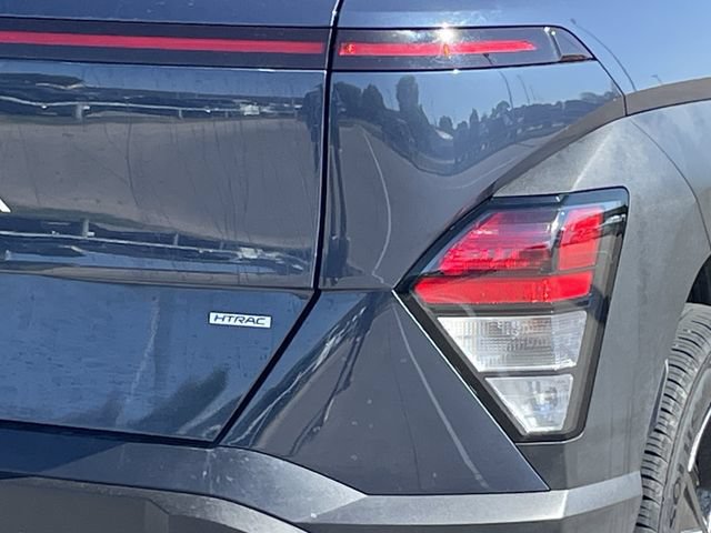 Used 2025 Hyundai Kona SEL AWD/4WD image 6