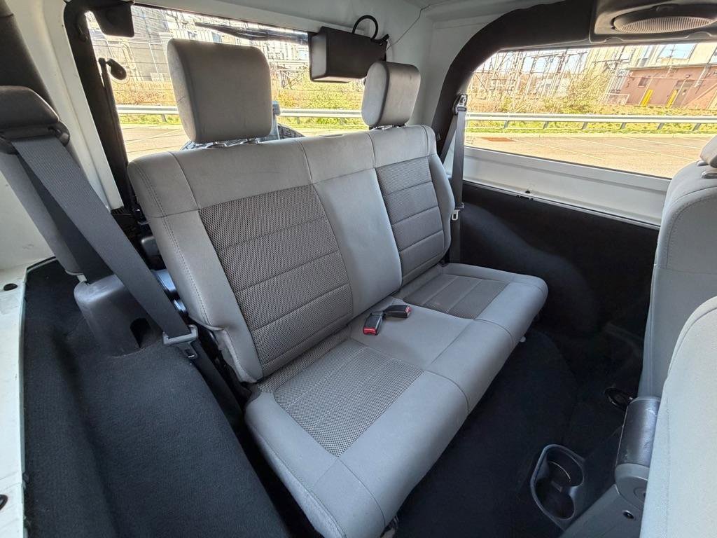 Used 2009 Jeep Wrangler X image 14