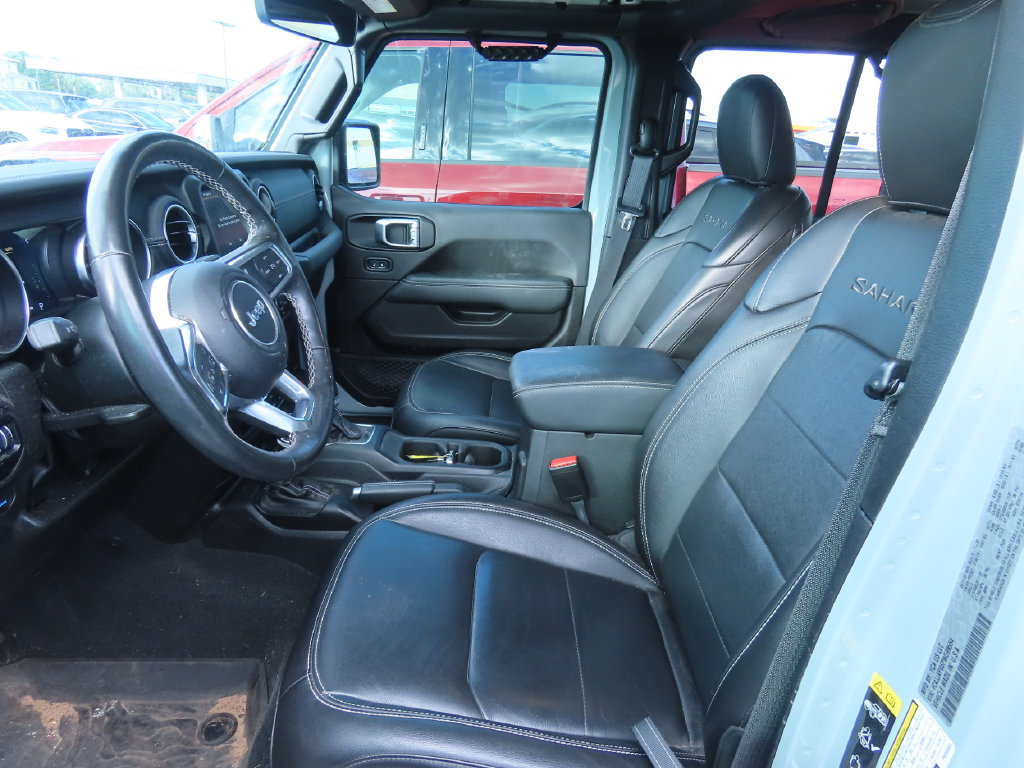 Used 2023 Jeep Wrangler Unlimited Sahara w/ Cold Weather Group AWD/4WD image 10