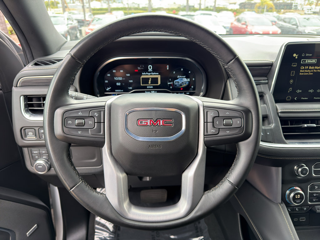Used 2024 GMC Yukon SLT AWD/4WD image 14