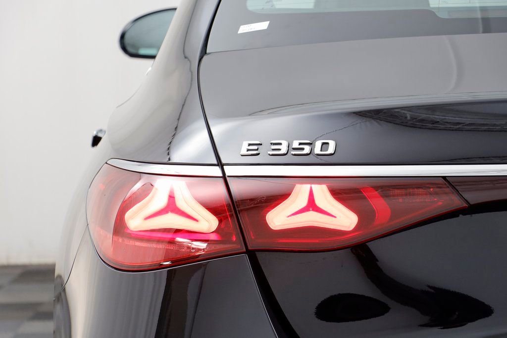 Used 2025 Mercedes-Benz E 350 Sedan image 20