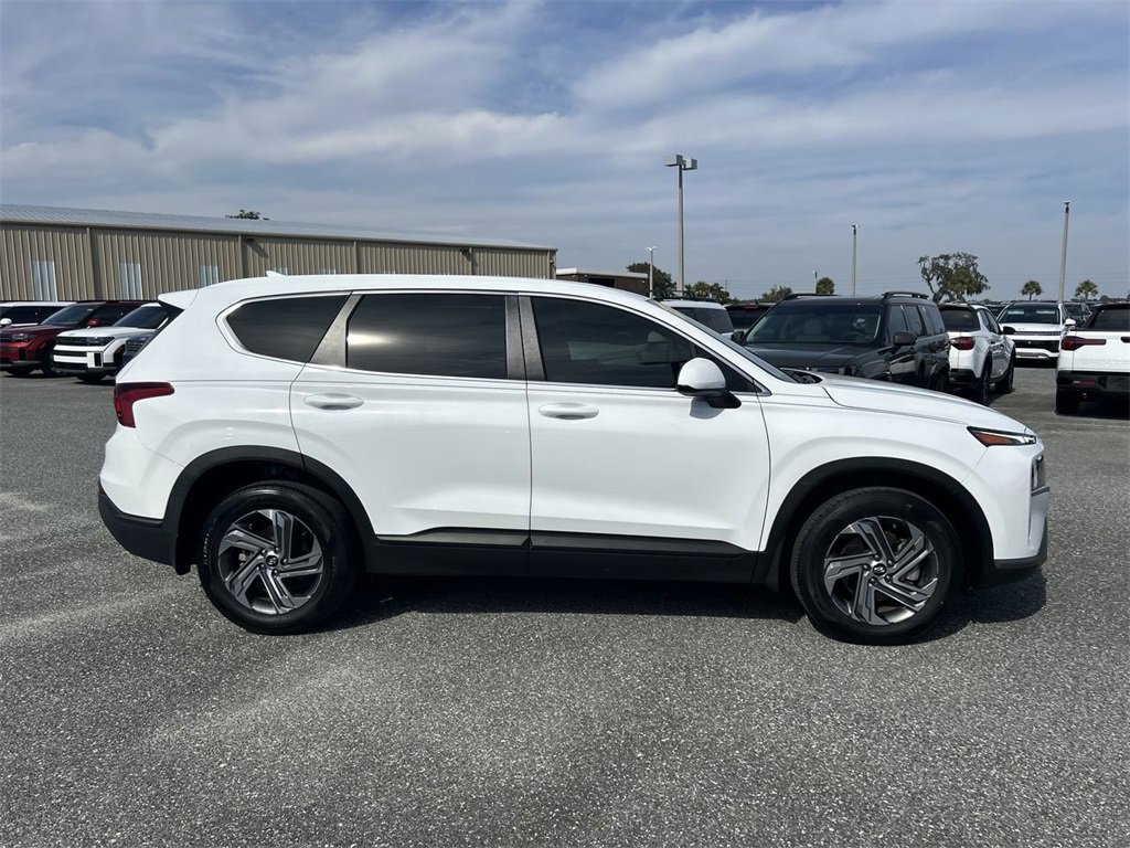 Certified 2023 Hyundai Santa Fe SE image 9