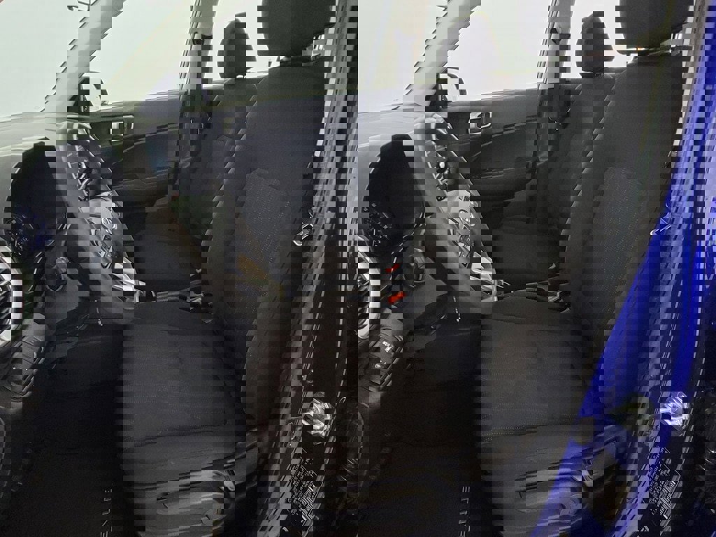 Used 2021 Hyundai Venue SE image 14