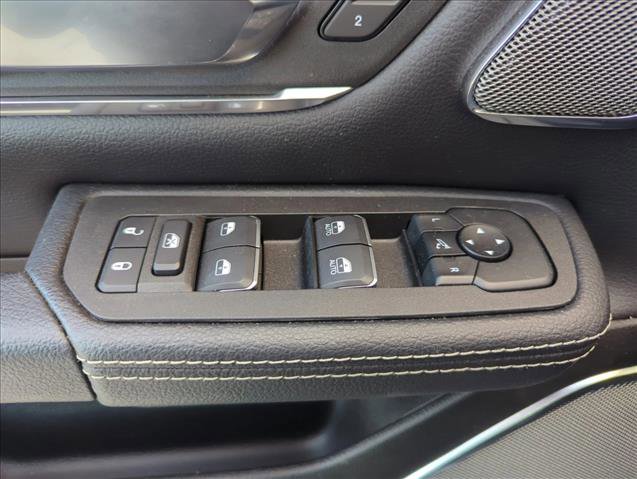 Used 2025 RAM 1500 Laramie w/ Night Edition image 28