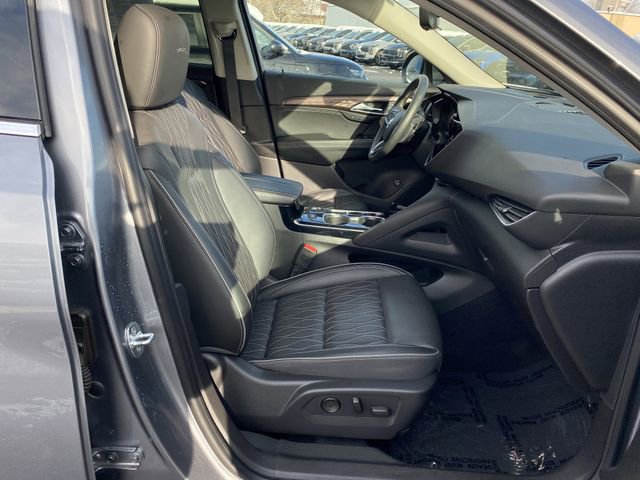 Used 2021 Buick Envision Avenir w/ Technology Package II image 37