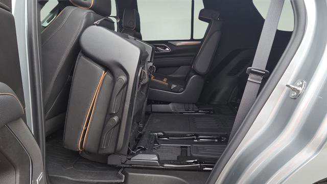 Used 2023 GMC Yukon AT4 image 25